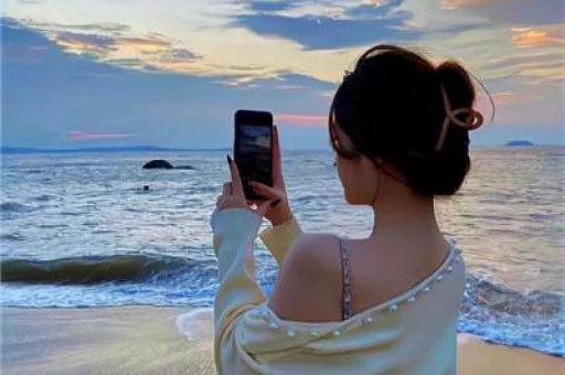 越扒越有！张凌赫事件再添猛料疑背后资本操作难怪团队敢硬刚